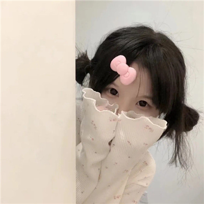 图片[12]-女生头像慵懒偏冷淡风 都说秋天适合思念其实更适合见面-女生头像论坛-个性装扮-优诺-小站